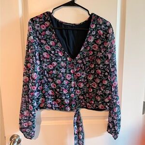 Abercrombie & Fitch Floral V-Neck Tie-Front Blouse